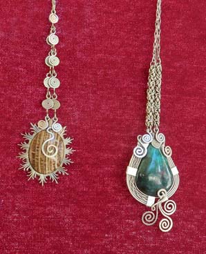 Handmade Peruvian necklaces by Edú Muñoz  
