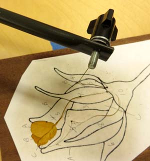 Manual scroll saw makes marquetry easier.